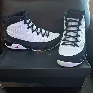 AIR JORDAN 9! FROM 2016! READ DESCRIPTION FIRST!